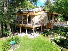 22 CAMP ROAD | McKellar Ontario | Slide Image Ten