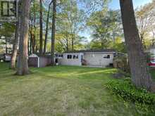 13 CARRUTHERS STREET N | Wasaga Beach Ontario | Slide Image Five