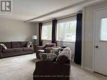 13 CARRUTHERS STREET N | Wasaga Beach Ontario | Slide Image Seven