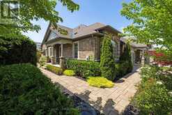 26 - 3353 LIPTAY AVENUE | Oakville Ontario | Slide Image One