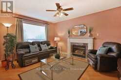 390 GROVEHILL ROAD | Oakville Ontario | Slide Image Three