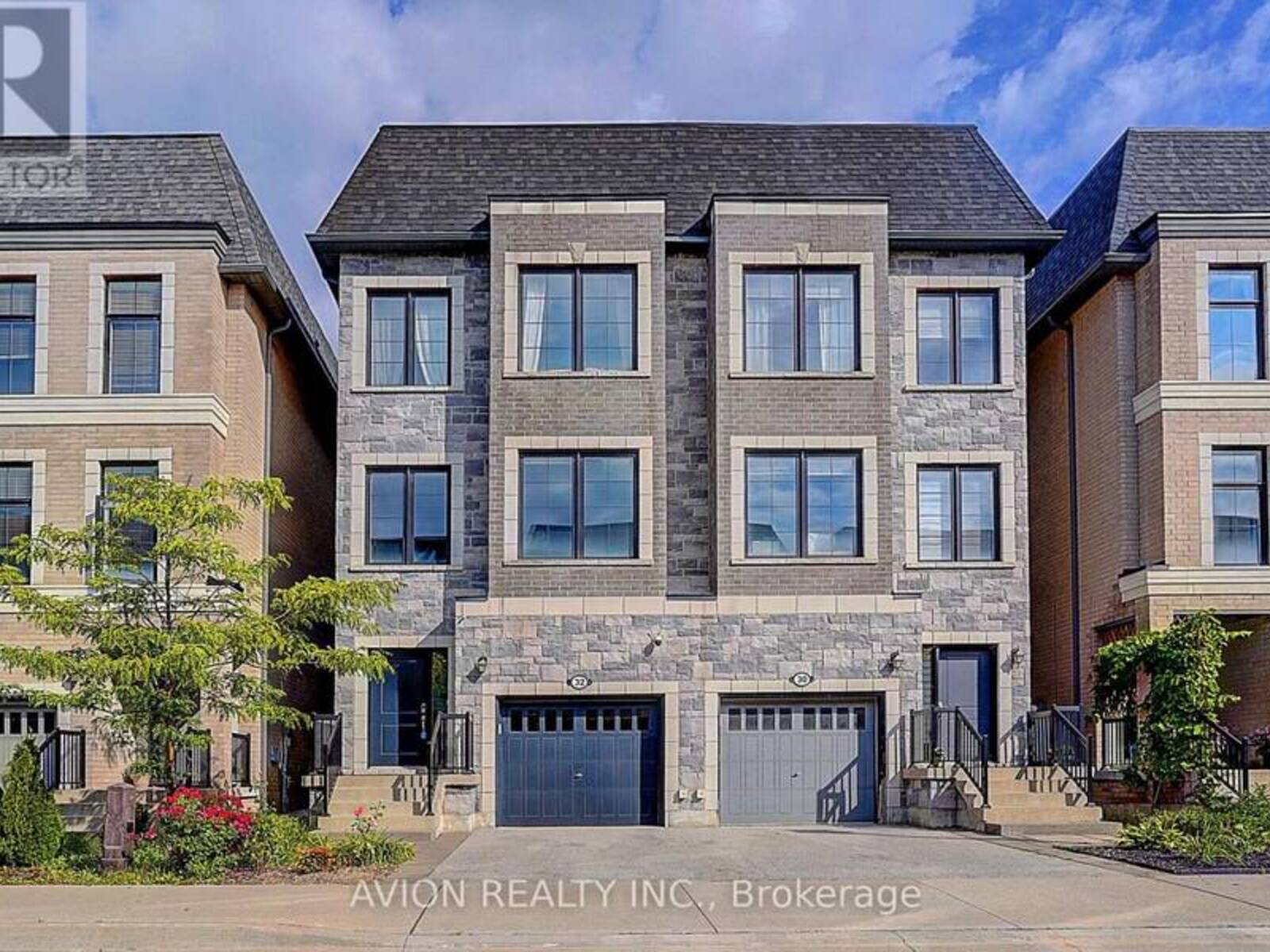 32 MCGURRAN LANE, Richmond Hill, Ontario L4B 0G8