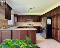 146 IVY GLEN DRIVE | Vaughan Ontario | Slide Image Eleven