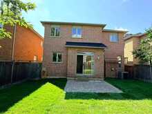 146 IVY GLEN DRIVE | Vaughan Ontario | Slide Image Three
