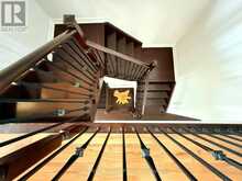 146 IVY GLEN DRIVE | Vaughan Ontario | Slide Image Nine