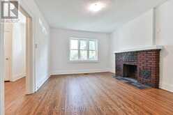 152 MANOR ROAD E | Toronto Ontario | Slide Image Four