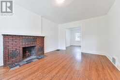 152 MANOR ROAD E | Toronto Ontario | Slide Image Five