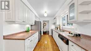 146 OAKMEADOW BOULEVARD | Toronto Ontario | Slide Image Nine