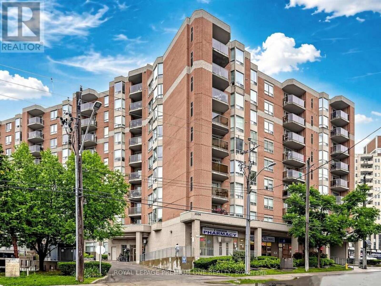 808 - 2088 LAWRENCE AVENUE W, Toronto, Ontario M9N 3Z9