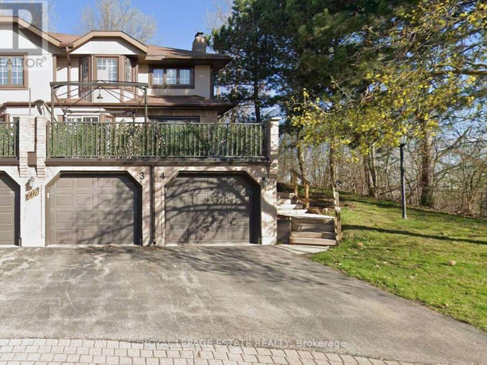 3 - 228 KINGSWOOD DRIVE, Kitchener, Ontario N2E 2K2