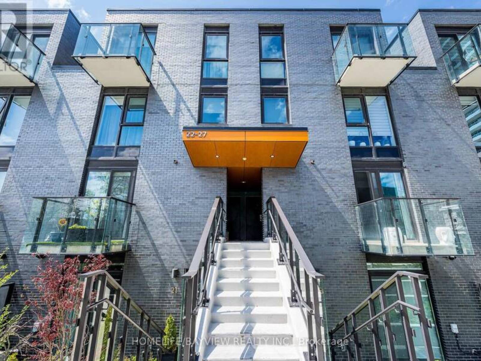 24 - 10 BRIN DRIVE, Toronto, Ontario M8X 0B3