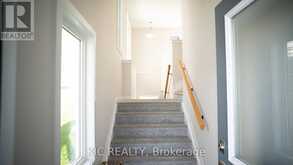 352 APPALACHIAN CIRCLE | Ottawa Ontario | Slide Image Three