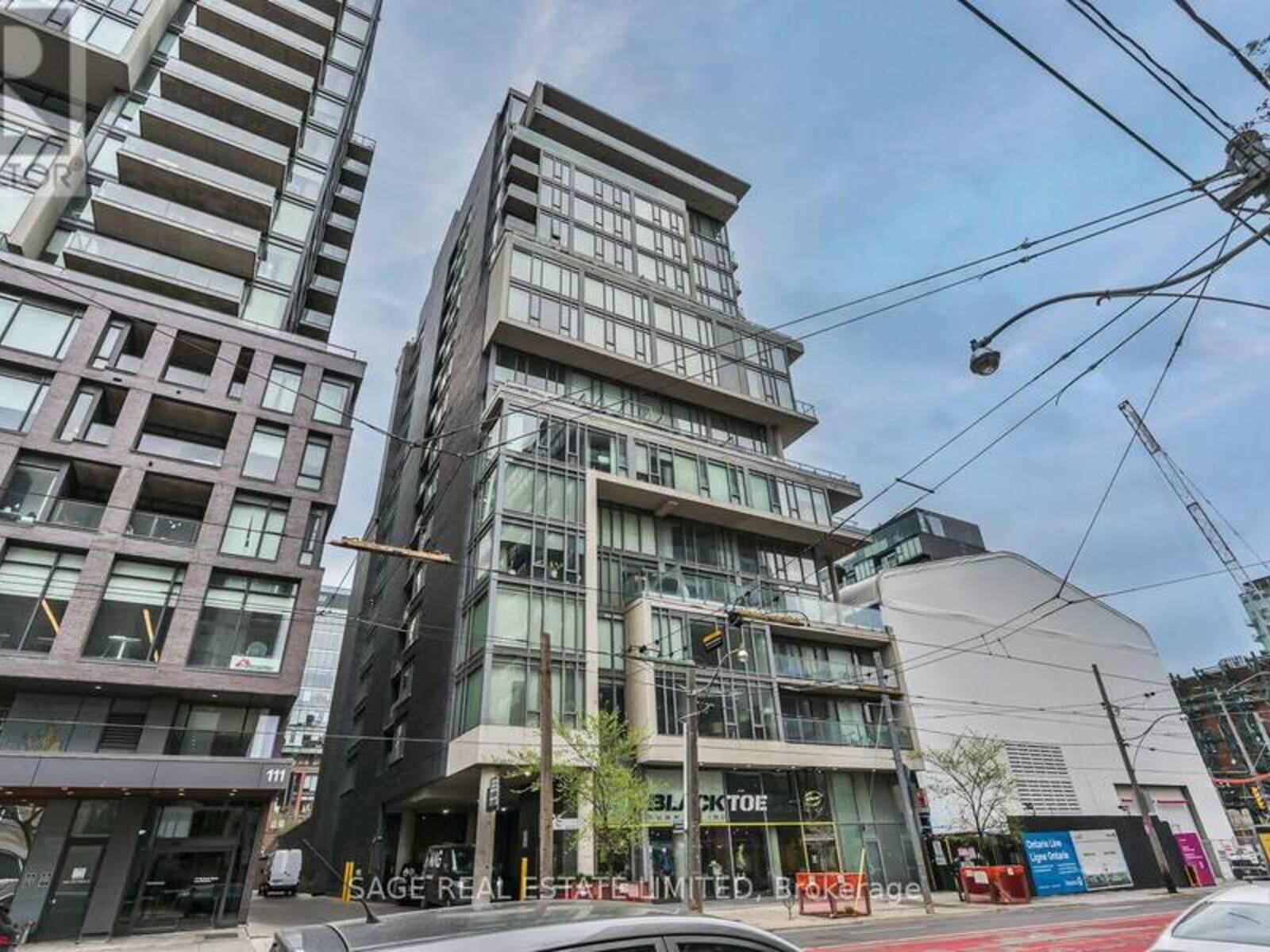 914 - 95 BATHURST STREET, Toronto, Ontario M5V 0H7