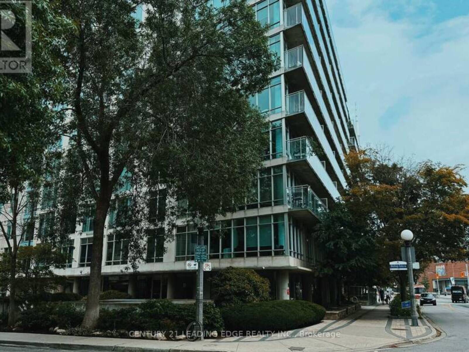 1821 - 650 QUEENS QUAY W, Toronto, Ontario M5V 3N2