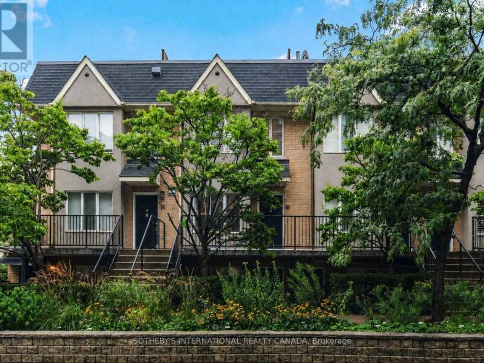 18 - 208 NIAGARA STREET, Toronto, Ontario M6J 3W5
