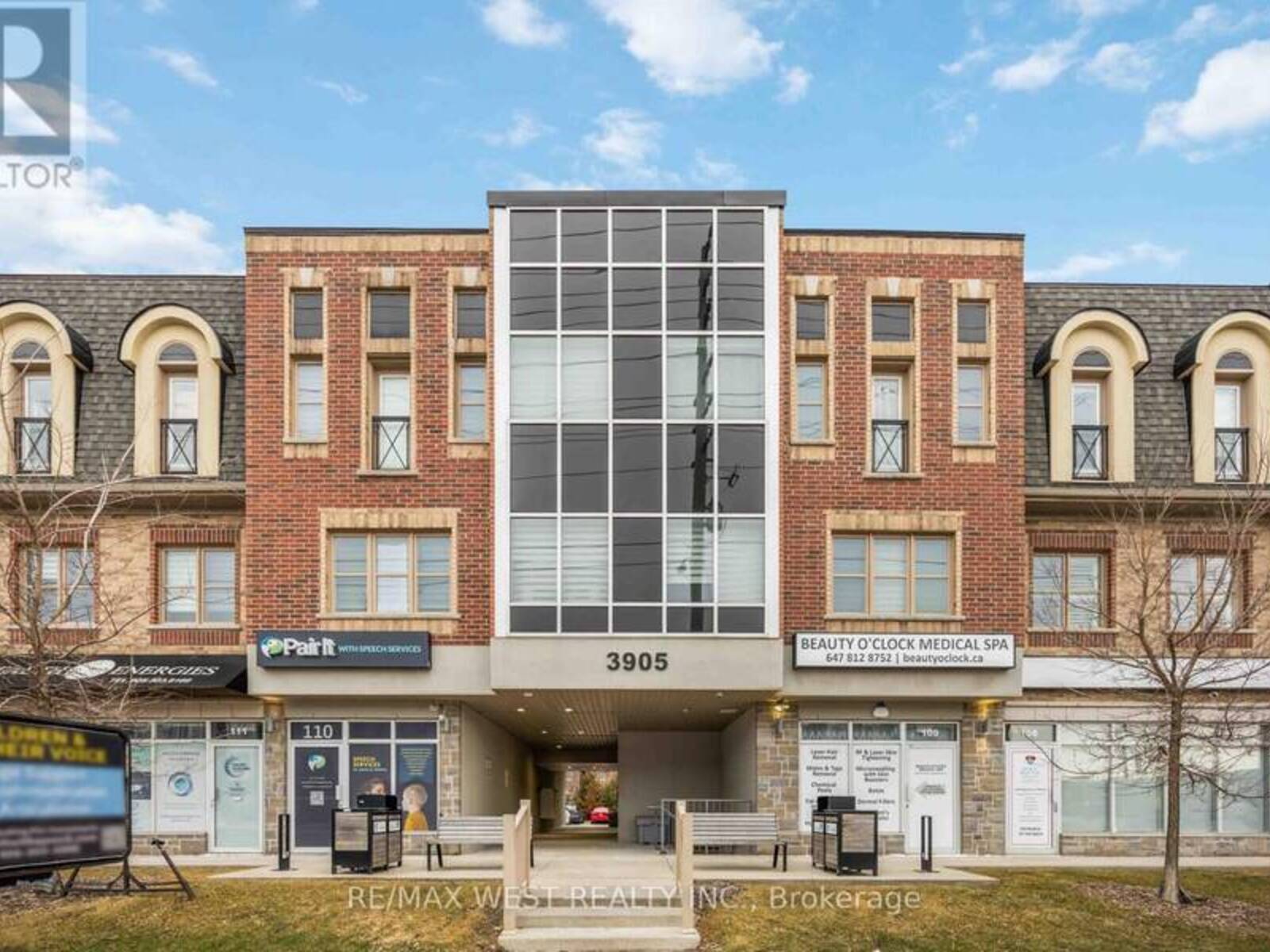 32 - 3905 MAJOR MACKENZIE DRIVE, Vaughan, Ontario L4H 4J9