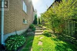 15 UPPER RIDGE COURT | Markham Ontario | Slide Image Forty-six