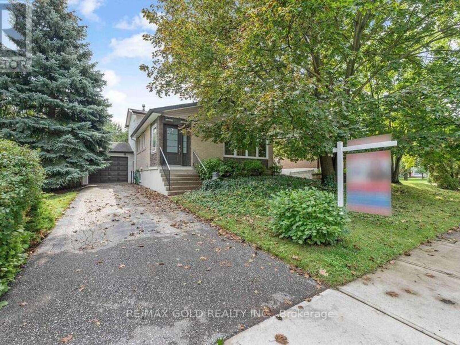 29 CARBERRY CRESCENT, Brampton, Ontario L6V 2G1