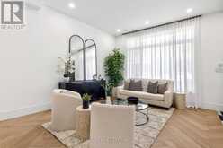 21 FOXLEY STREET | Toronto Ontario | Slide Image Six