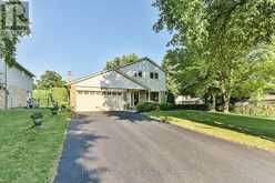 15 SIR GAWAINE PLACE | Markham Ontario | Slide Image One