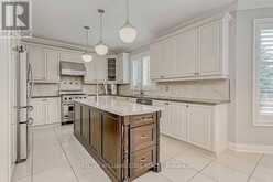 2384 ROCK POINT DRIVE | Oakville Ontario | Slide Image Seven