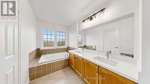 259 DUNDAS WAY | Markham Ontario | Slide Image Nineteen
