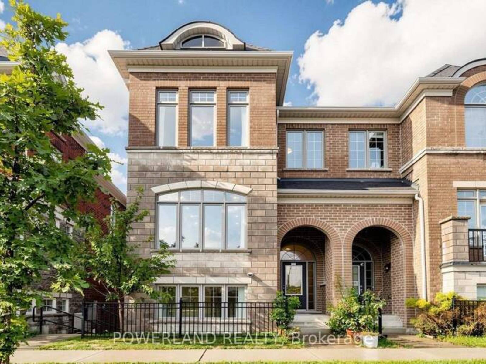 259 DUNDAS WAY, Markham, Ontario L6E 0S8