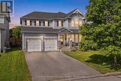 28 BROWN'S CRESCENT | Halton Hills Ontario | Slide Image Two