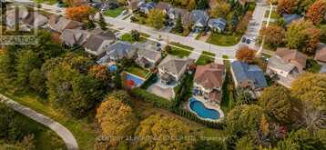 187 GLENWAY CIRCLE | Newmarket Ontario | Slide Image Thirty-one