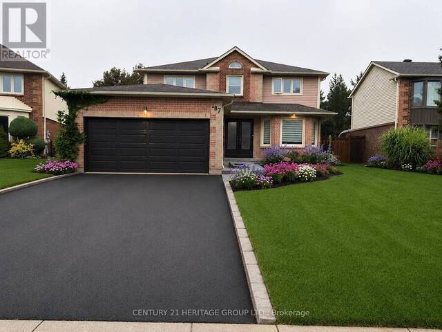 187 GLENWAY CIRCLE Newmarket Ontario, L3Y 7S5 - 4 Bedrooms Home For Sale