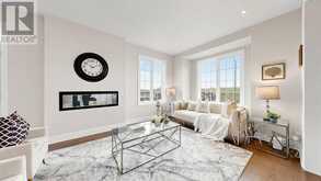 347 BERCZY GREEN DRIVE | Markham Ontario | Slide Image Four