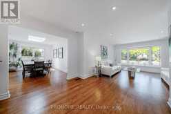 16 TUSCAY COURT | Markham Ontario | Slide Image Nine