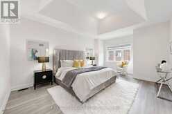 42 BAWDEN DRIVE | Richmond Hill Ontario | Slide Image Twelve