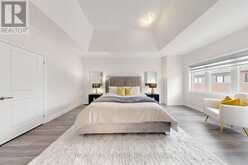 42 BAWDEN DRIVE | Richmond Hill Ontario | Slide Image Thirteen