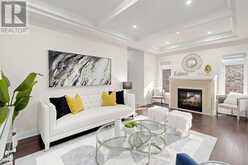42 BAWDEN DRIVE | Richmond Hill Ontario | Slide Image Four
