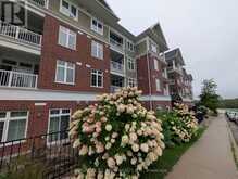 302 - 40 HORSESHOE BOULEVARD | Barrie Ontario | Slide Image Four