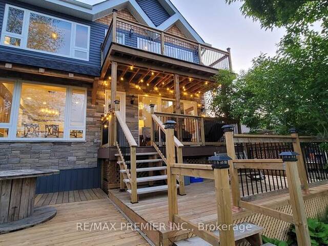 1651 PENINSULA PT ROAD Severn Ontario, P0E 1N0 - 5 Bedrooms Waterfront Home For sale