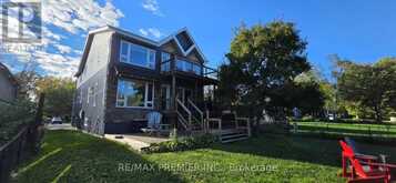 1651 PENINSULA POINT ROAD | Severn Ontario | Slide Image Four