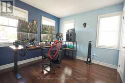 212 PRINGLE AVENUE | Milton Ontario | Slide Image Thirty