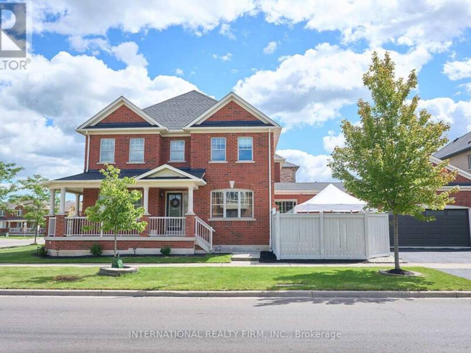 212 PRINGLE AVENUE, Milton, Ontario L9T 7A1