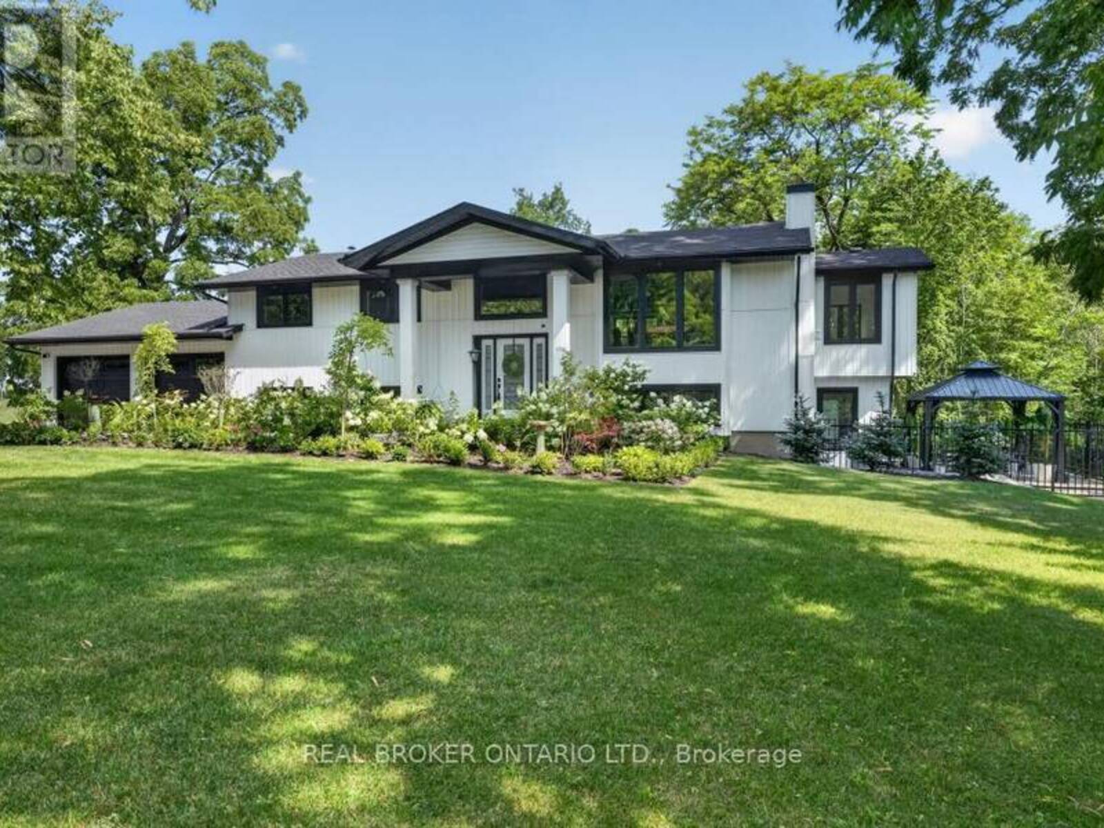 3169 KING STREET, Lincoln, Ontario L0R 2C0
