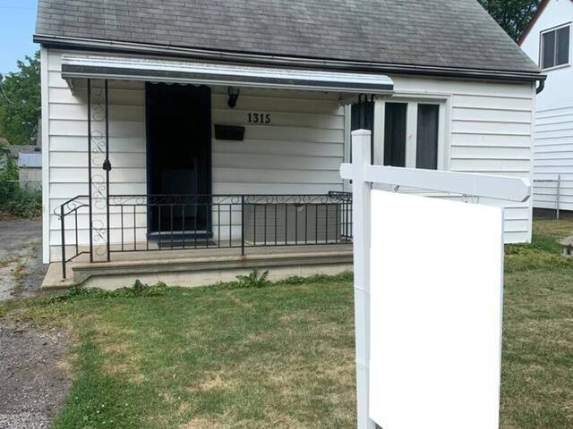1315 PARTINGTON AVENUE Windsor Ontario, N9B 2P5 - 3 Bedrooms Home For Sale