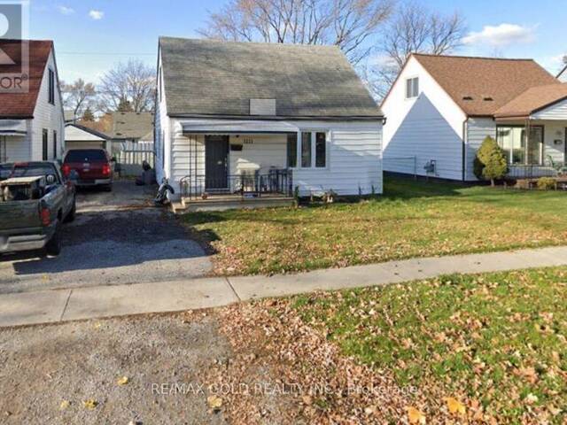 1315 PARTINGTON AVENUE Windsor Ontario, N9B 2P5 - 3 Bedrooms Home For Sale