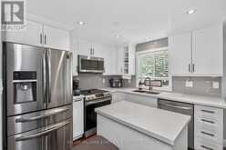 9 - 38 KENWELL CRESCENT | Barrie Ontario | Slide Image Seven