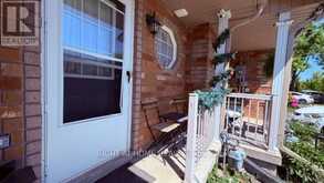 140 SYDENHAM WELLS ROAD | Barrie Ontario | Slide Image Three