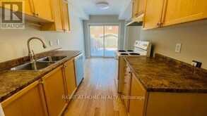 140 SYDENHAM WELLS ROAD | Barrie Ontario | Slide Image Six