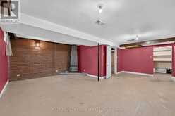 4541 SUSSEX DRIVE | Niagara Falls Ontario | Slide Image Sixteen