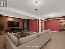 4541 SUSSEX DRIVE | Niagara Falls Ontario | Slide Image Seventeen