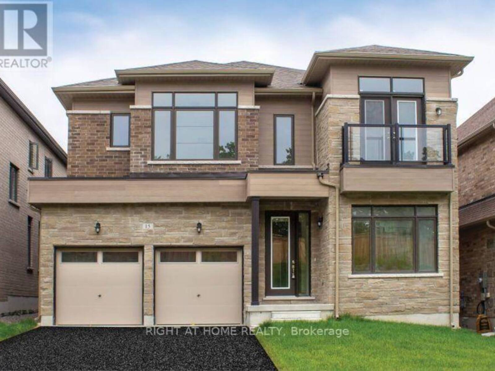 15 CALYPSO AVENUE, Midhurst, Ontario L9X 2E3