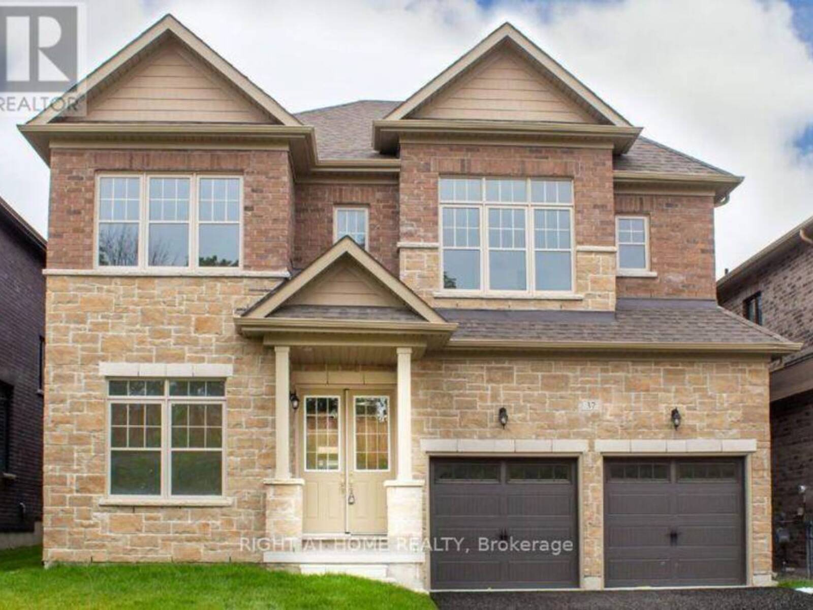 37 CALYPSO AVENUE, Midhurst, Ontario L9X 2E3